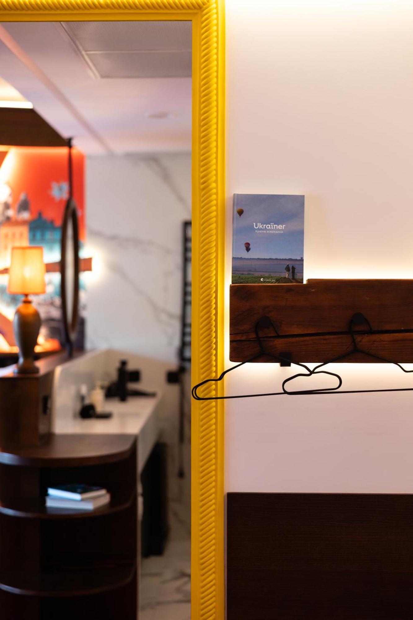 !Fest Hotel Rynok Square Львов Экстерьер фото