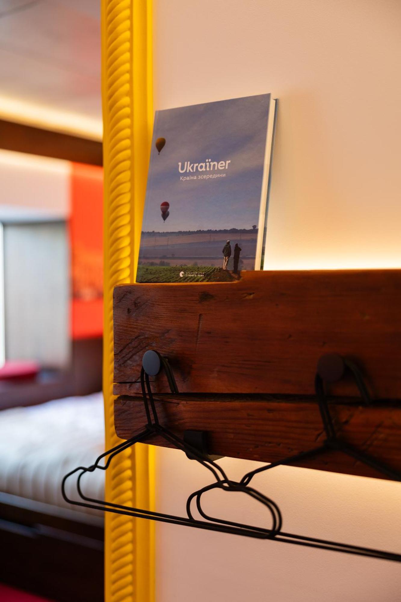 !Fest Hotel Rynok Square Львов Экстерьер фото