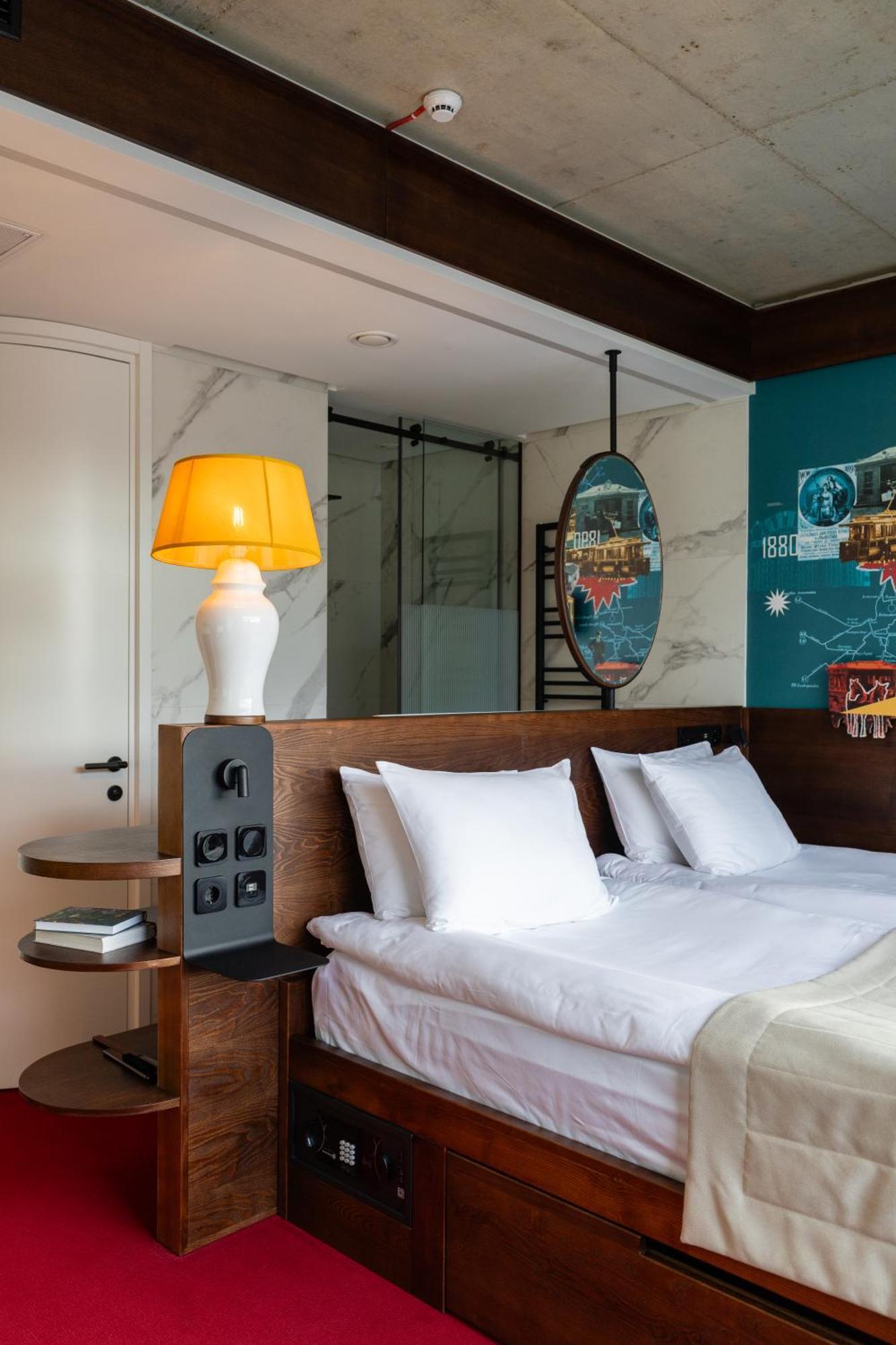 !Fest Hotel Rynok Square Львов Экстерьер фото