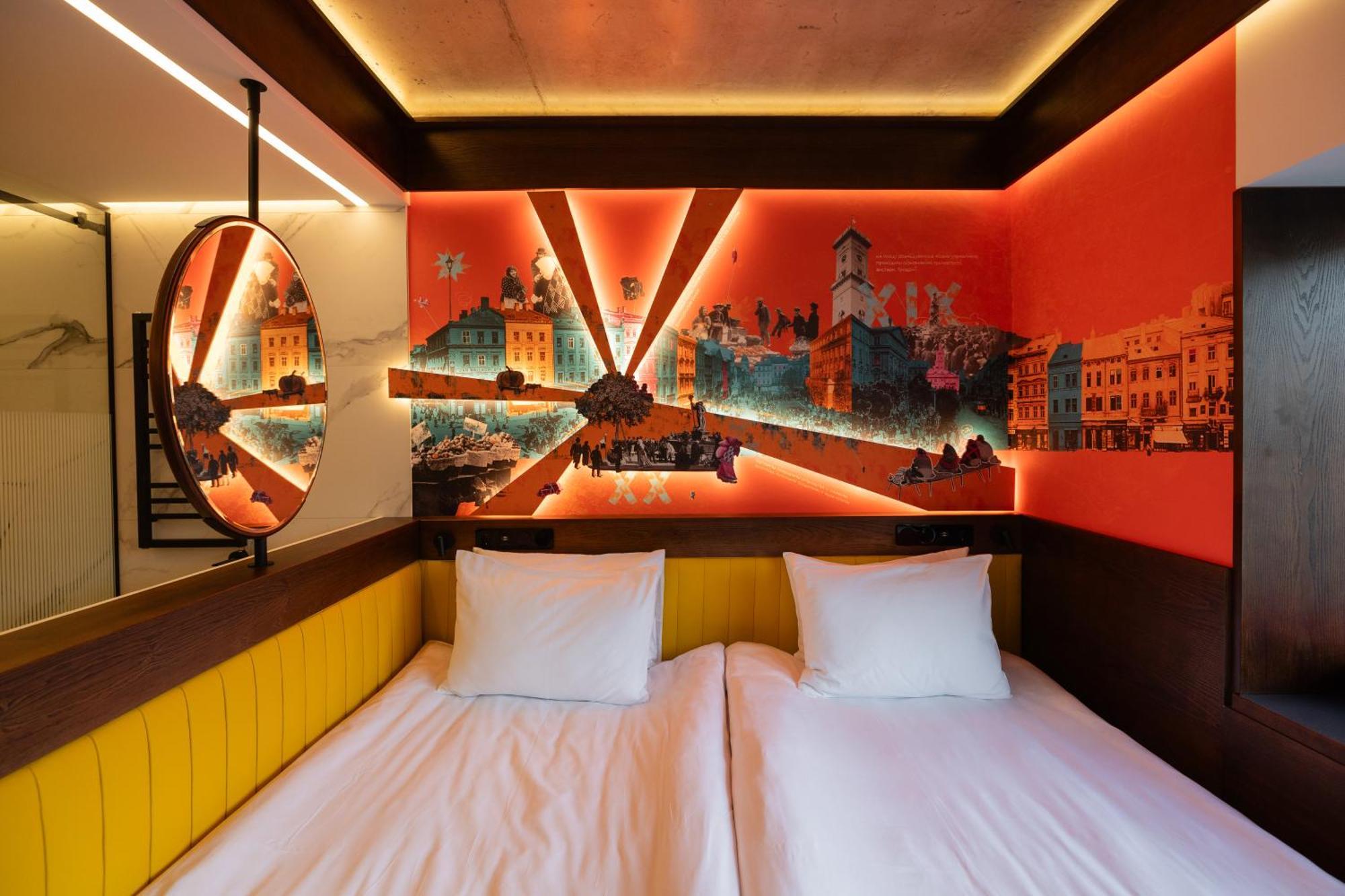 !Fest Hotel Rynok Square Львов Экстерьер фото