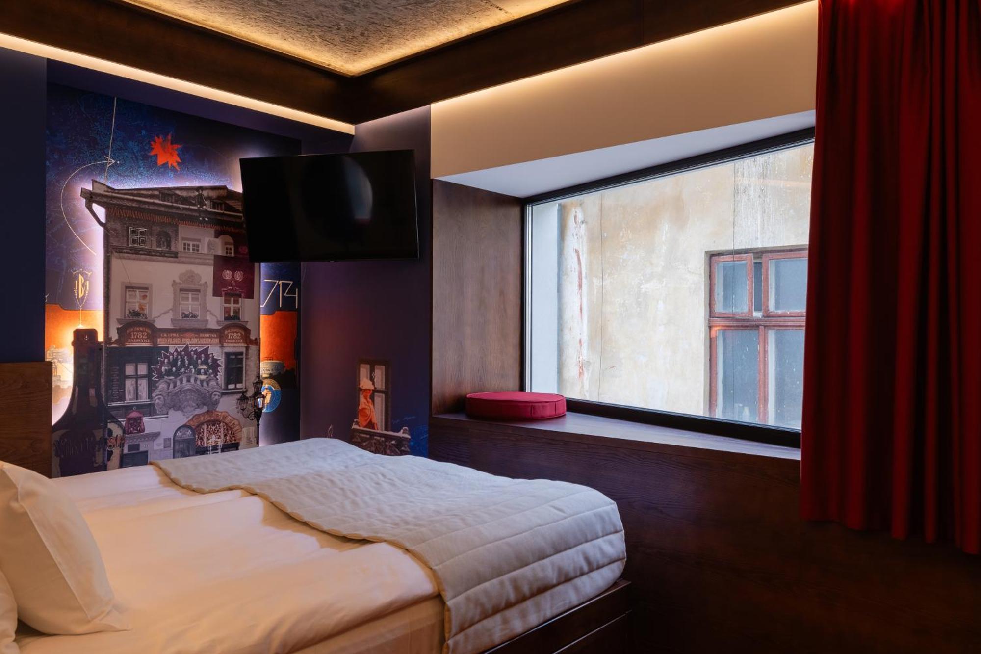 !Fest Hotel Rynok Square Львов Экстерьер фото