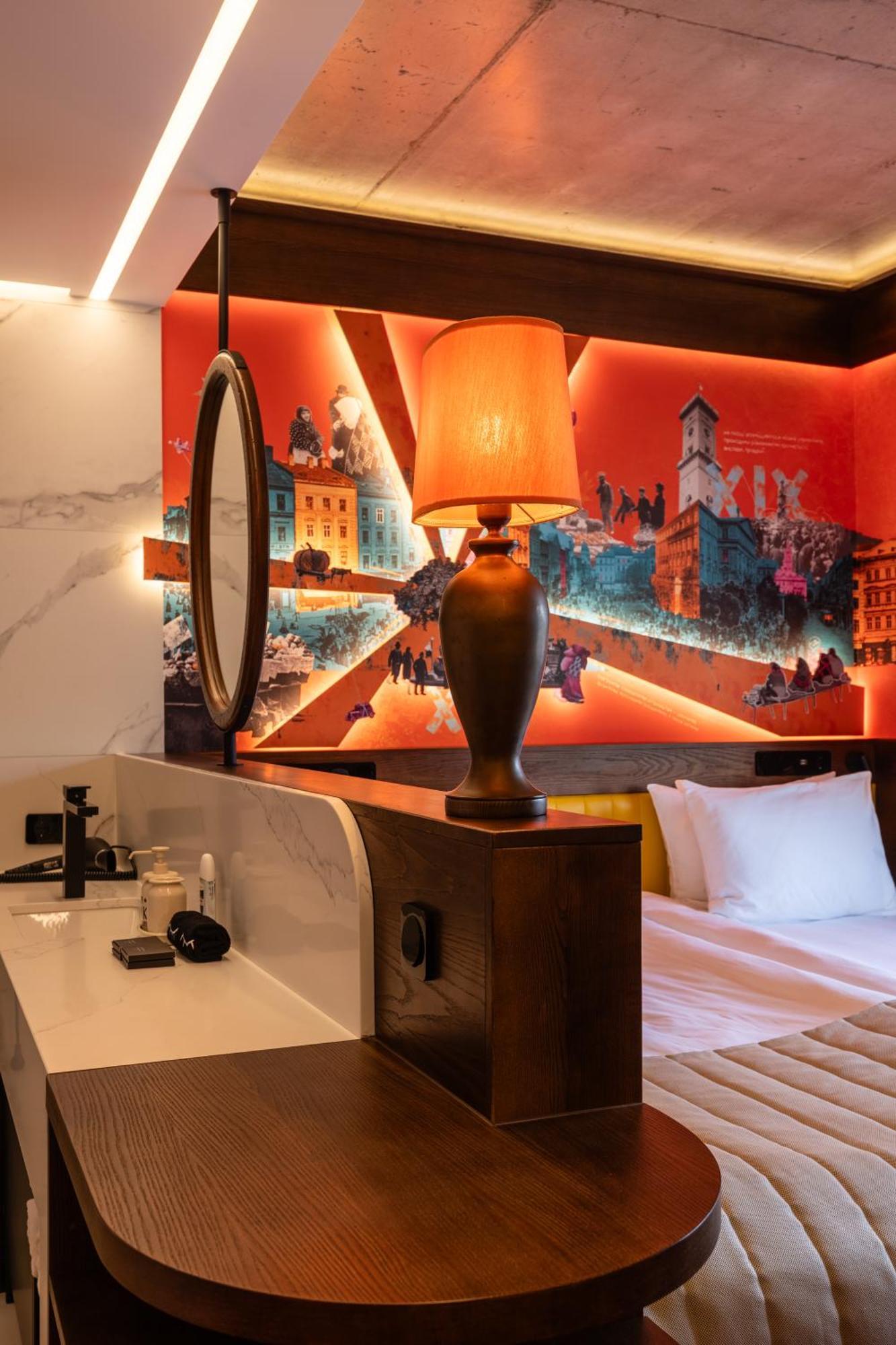 !Fest Hotel Rynok Square Львов Экстерьер фото